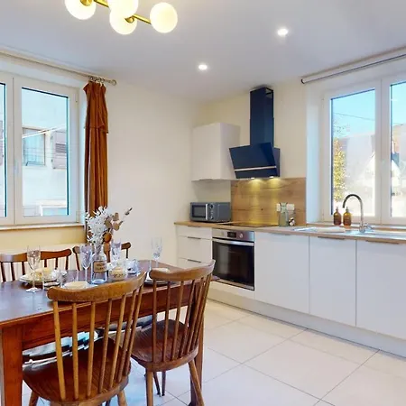 Le Tilleul De La Vallee Noble *