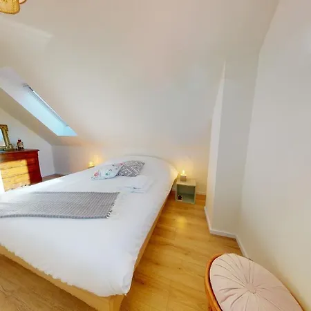 Le Tilleul De La Vallee Noble * Westhalten